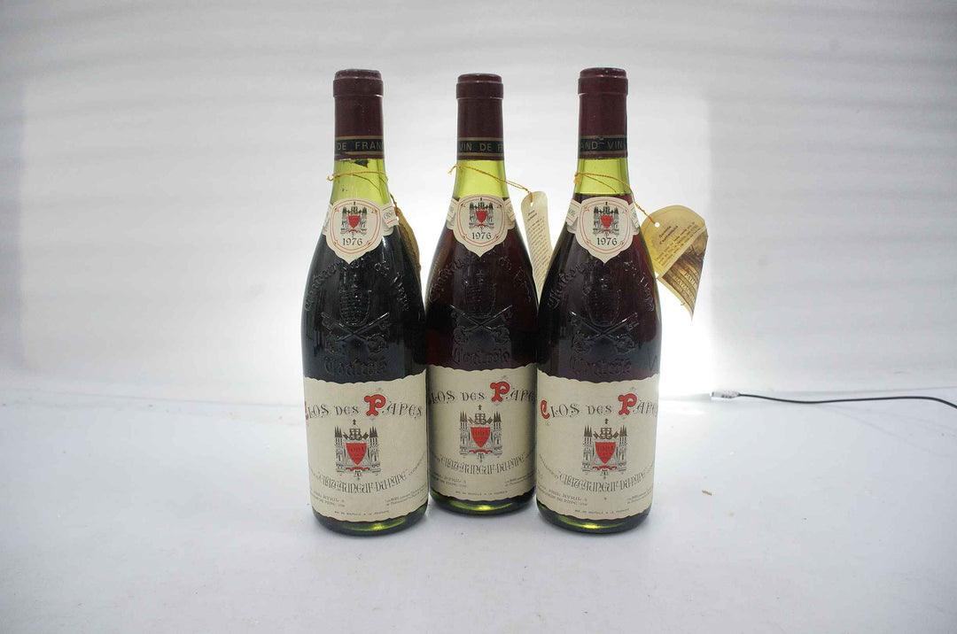 Clos des Papes Chateauneuf du Pape 1976 *