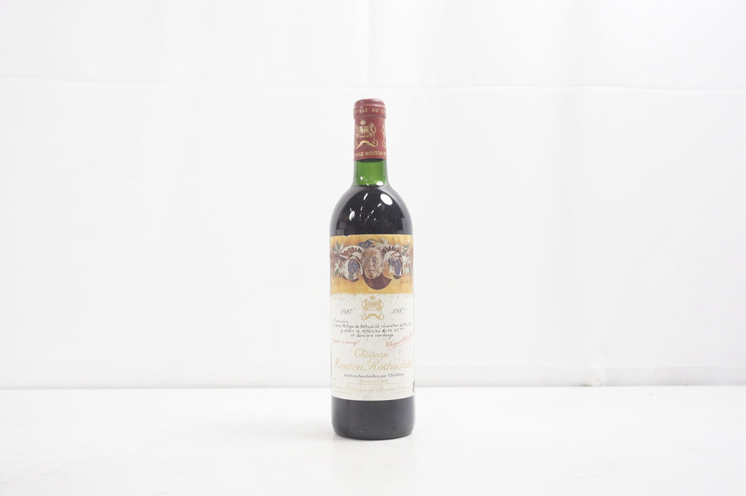 Chateau Mouton Rothschild 1987 *