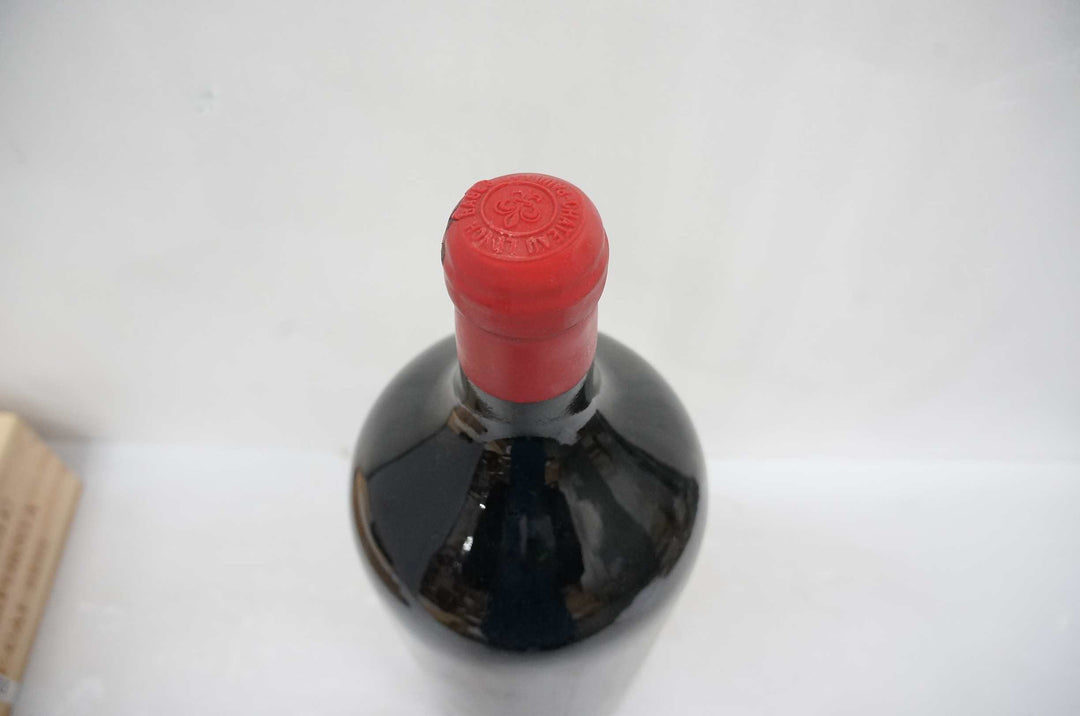 Chateau Lynch Bages Imperial (OWC) 2000 *