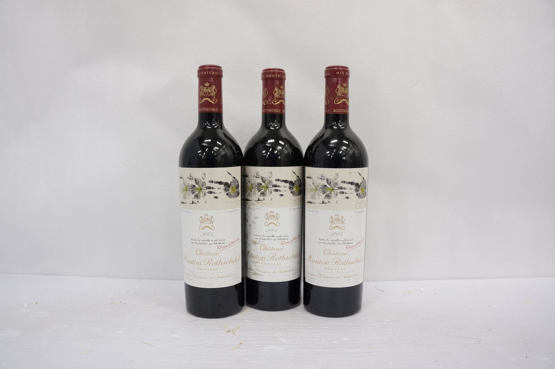 Chateau Mouton Rothschild 2005 *