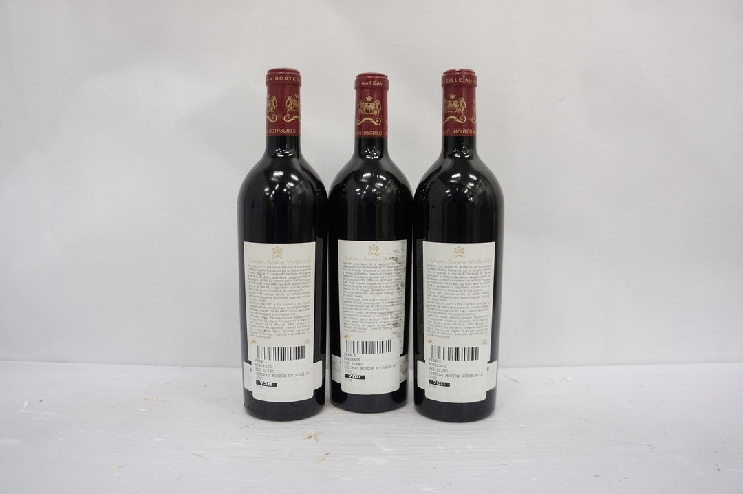 Chateau Mouton Rothschild 2005 *