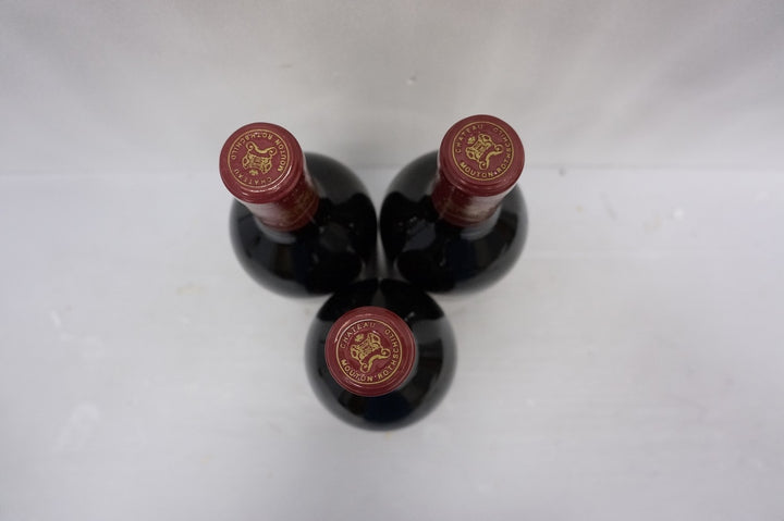 Chateau Mouton Rothschild 2005 *