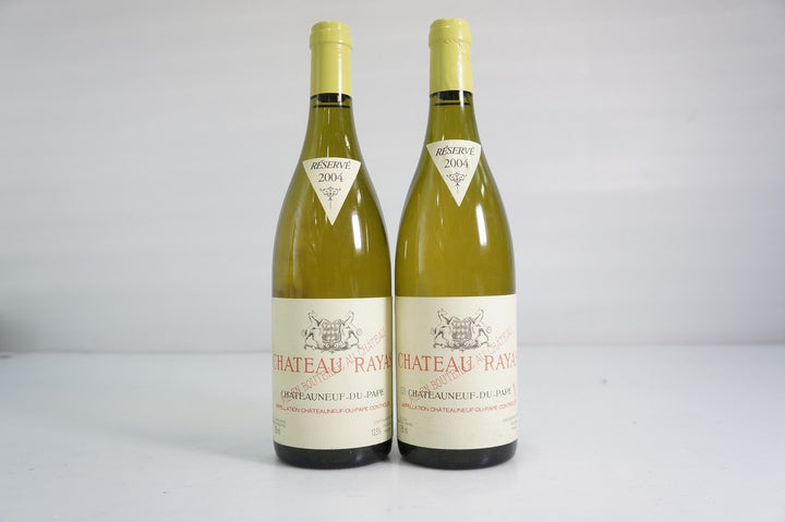 Chateau Rayas Chateauneuf du Pape Blanc 2004 *