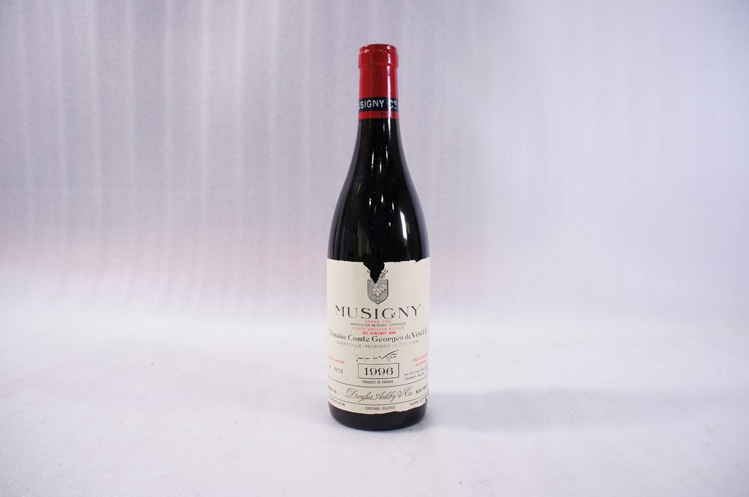 Comte Georges de Vogue Musigny Grand Cru Vieilles Vignes 1996 *