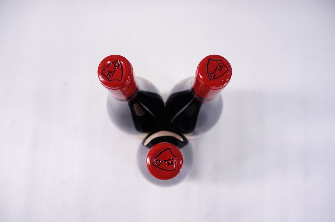 Mommessin Clos de Tart Grand Cru 2004 *