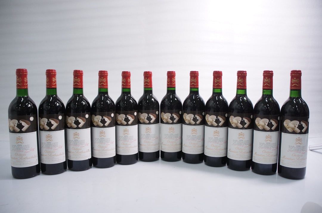 Chateau Mouton Rothschild 1986 *