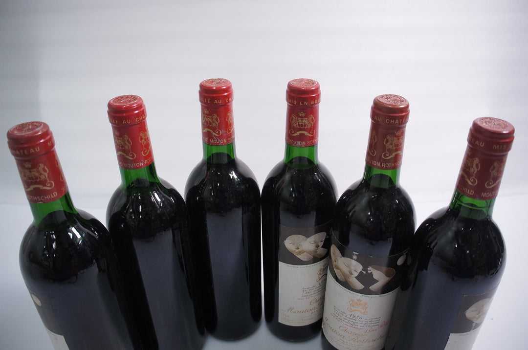 Chateau Mouton Rothschild 1986 *