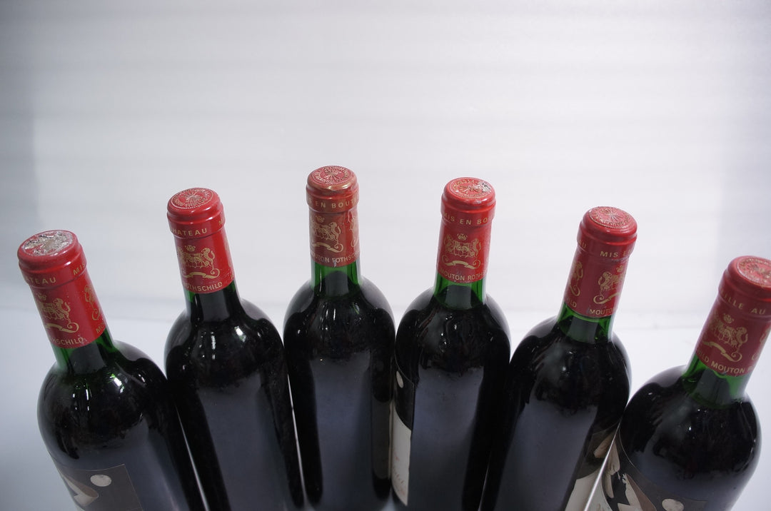 Chateau Mouton Rothschild 1986 *