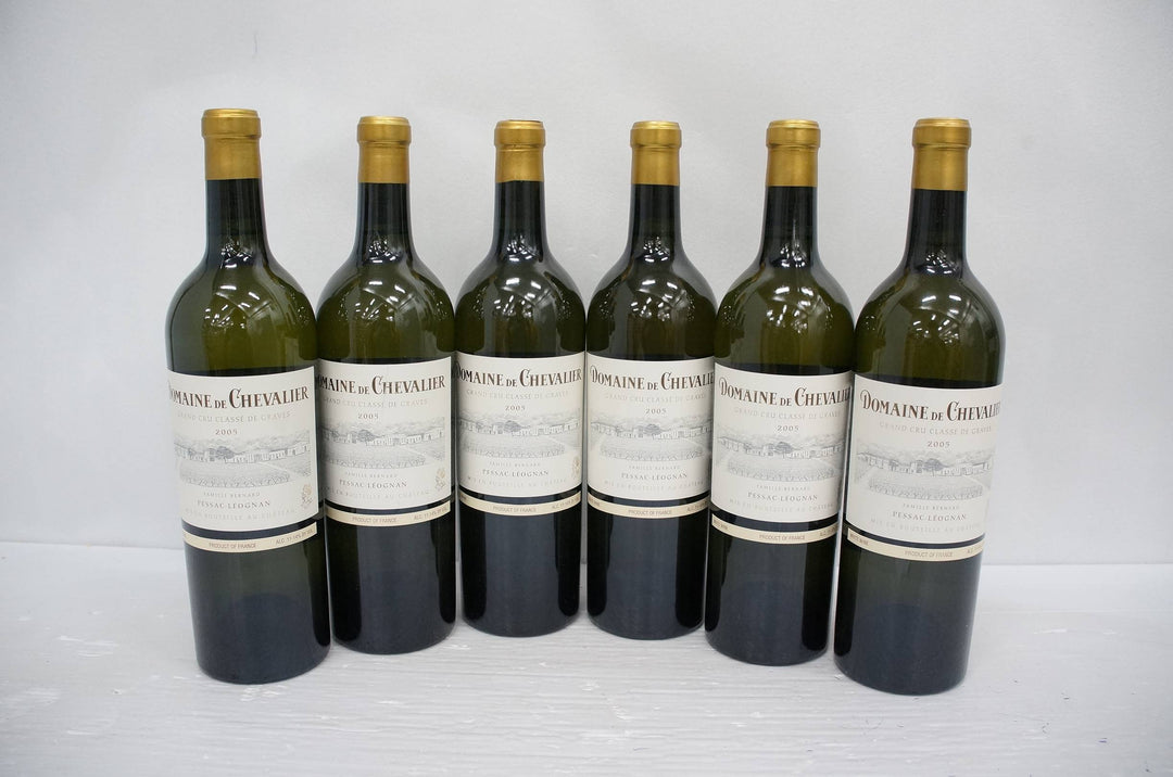 Domaine de Chevalier Blanc 2005 *