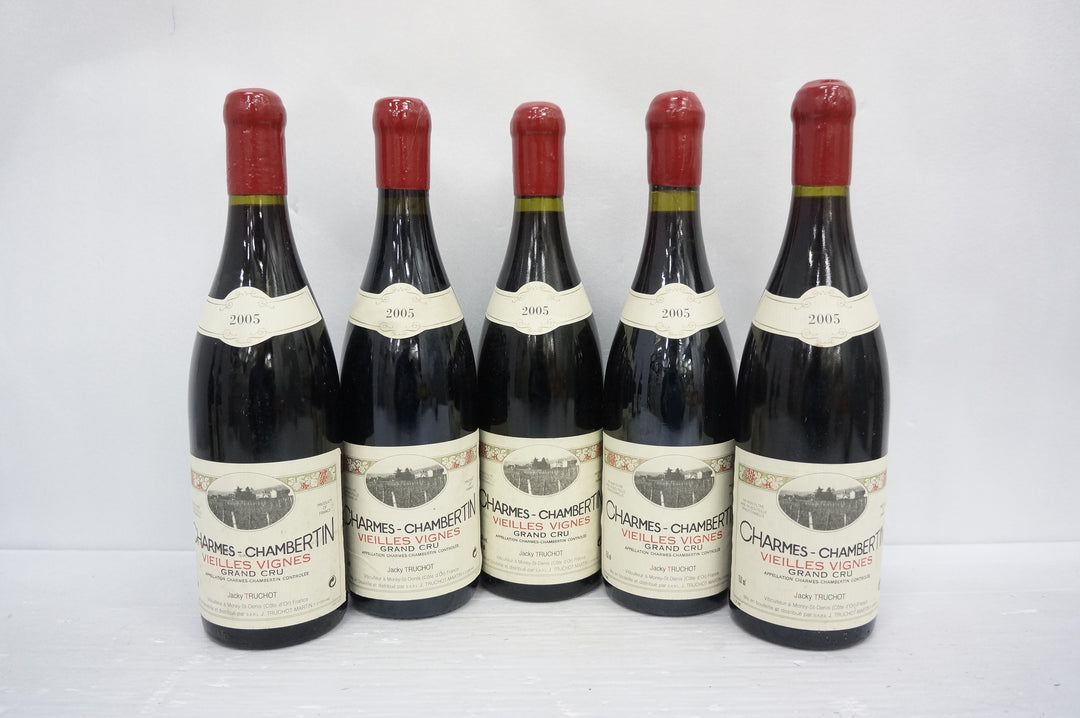 Jacky Truchot Charmes Chambertin Grand Cru Vielles Vignes 2005*