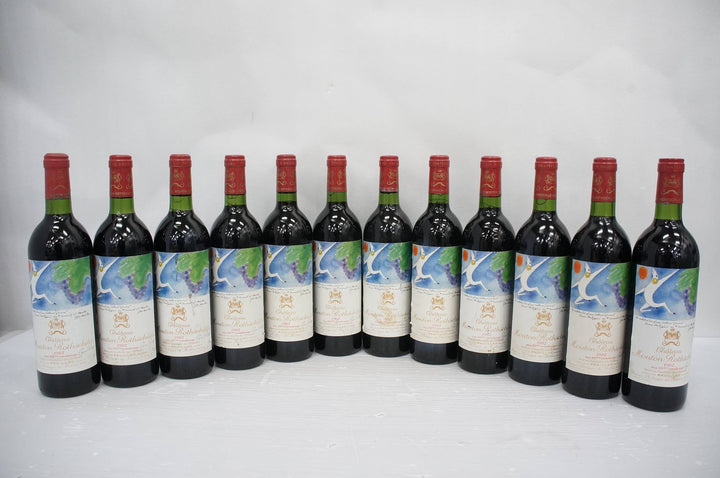 Chateau Mouton Rothschild 1982 *