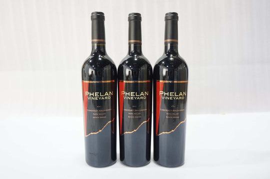 Phelan Vineyard 2001 *