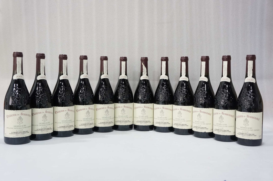 Chateau de Beaucastel Chateauneuf du Pape 2005 *