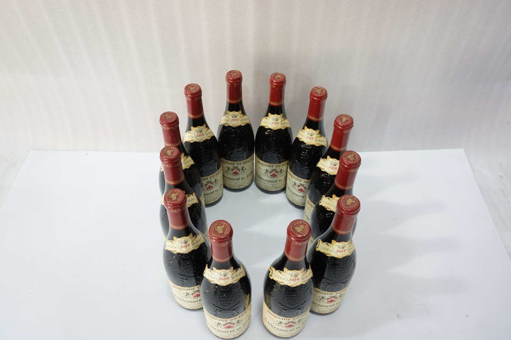 Domaine du Pegau Chateauneuf du Pape Cuvee Reservee 2010