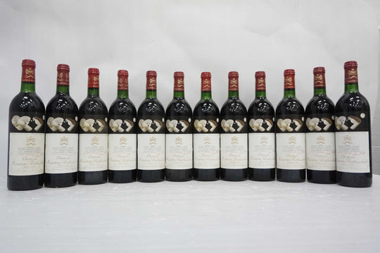 Chateau Mouton Rothschild 1986 *