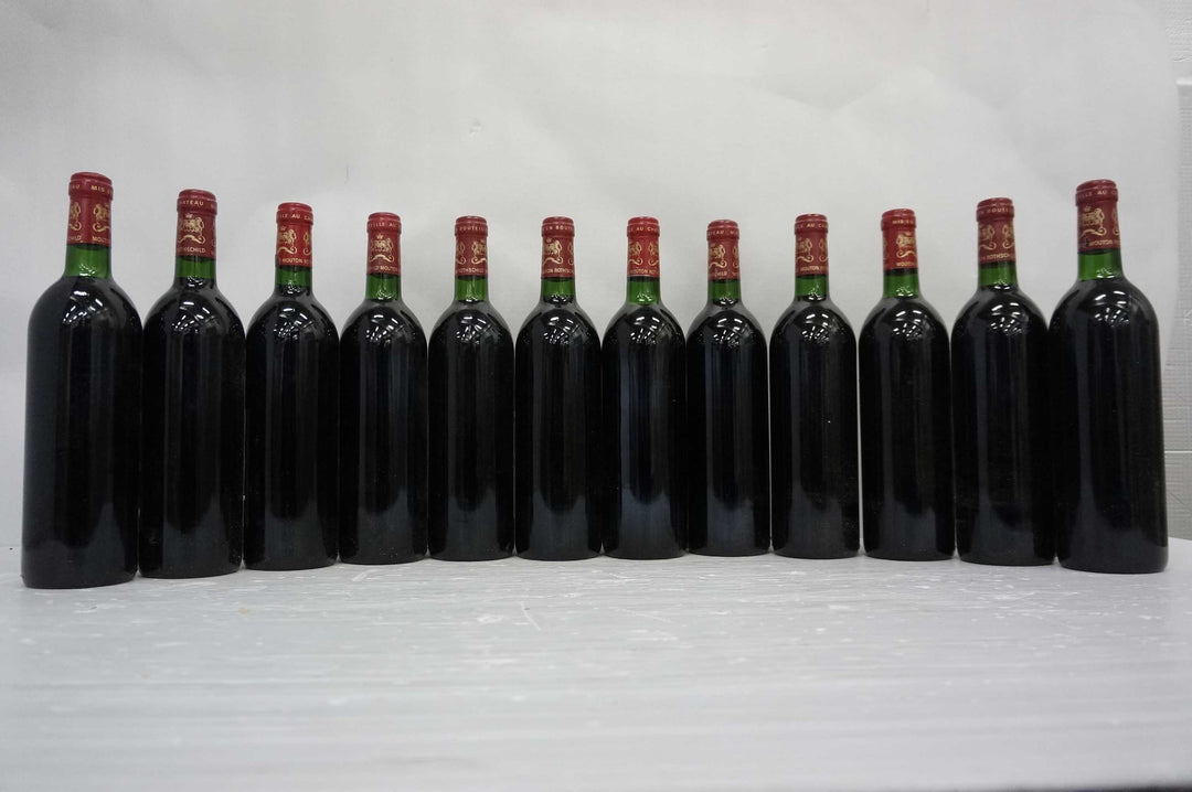 Chateau Mouton Rothschild 1986 *