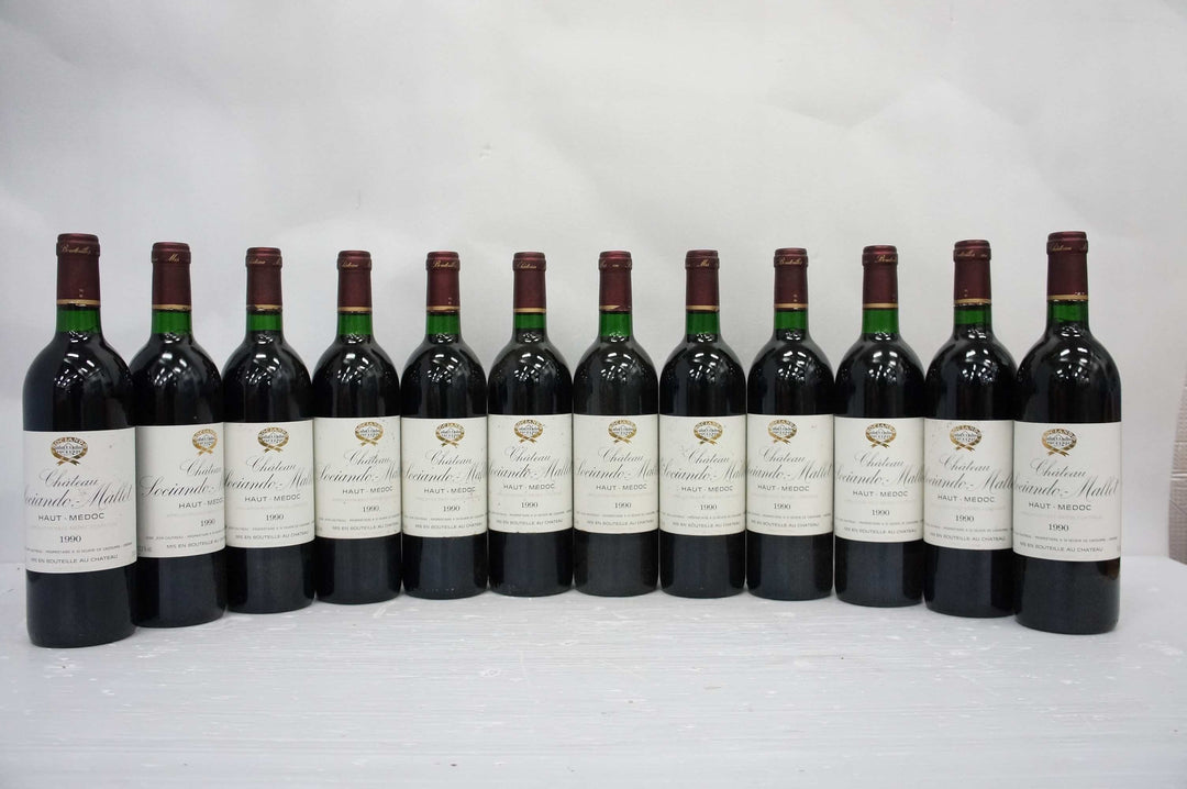 Chateau Sociando Mallet 1990 *