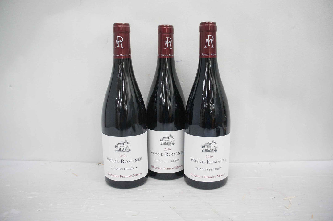 Perrot Minot Vosne Romanee Les Champs Perdrix 2016