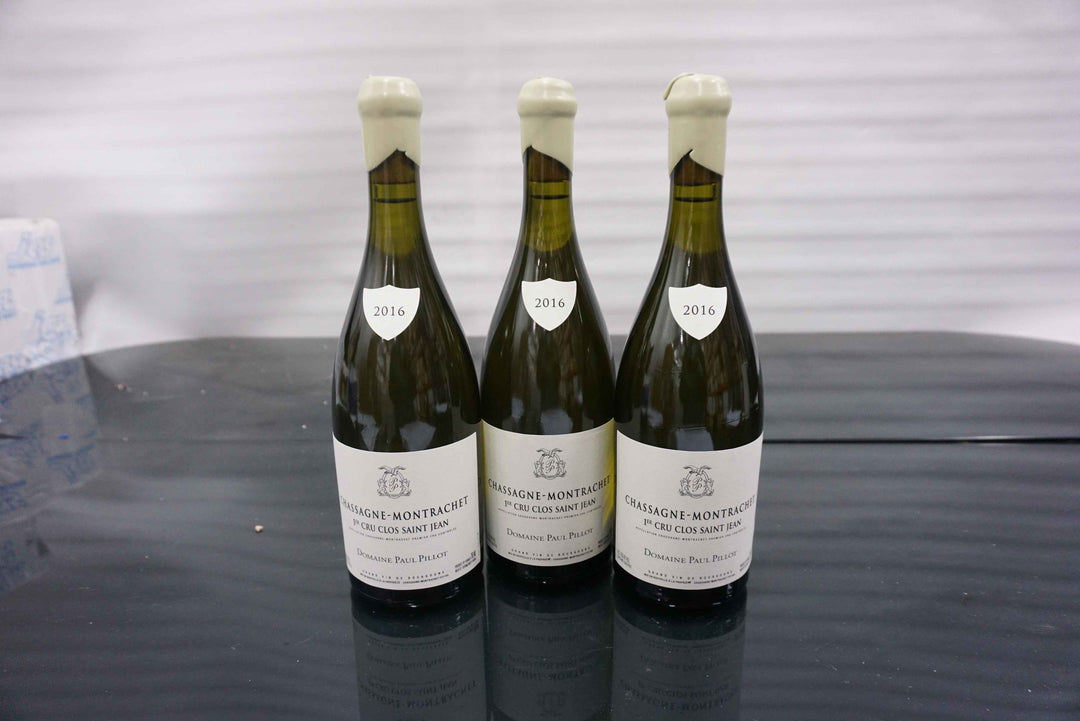 Paul Pillot Chassagne Montrachet Clos Saint Jean 1er Cru 2016