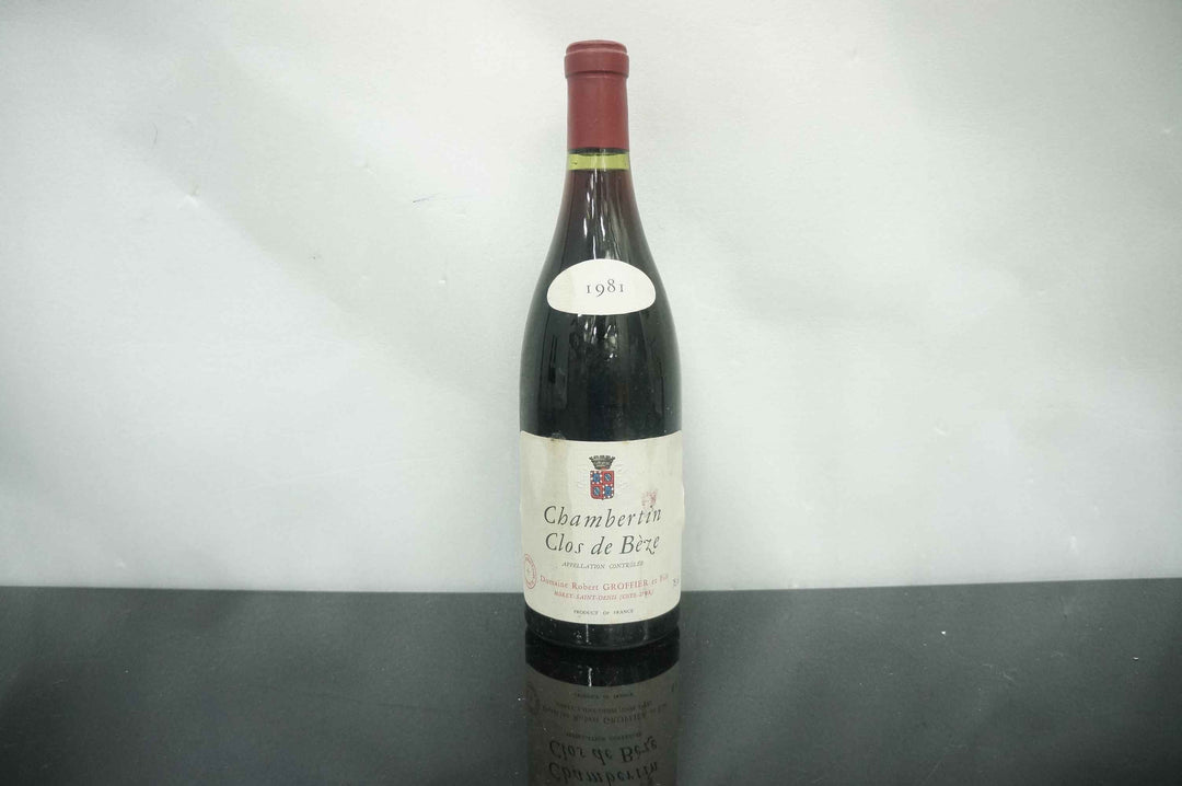 Robert Groffier Chambertin Clos de Beze Grand Cru 1981 *