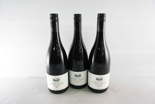 Lochar Estate Pinot Noir 2010