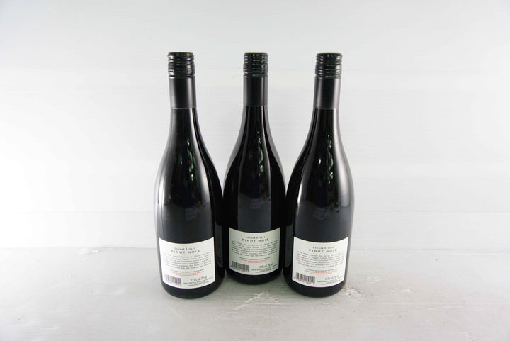 Lochar Estate Pinot Noir 2010