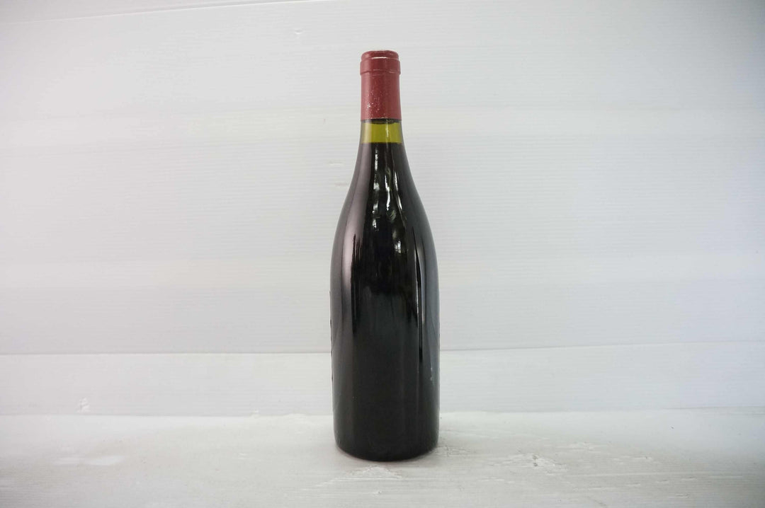 Marquis d'Angerville Volnay Clos des Ducs 1er Cru 1990 *