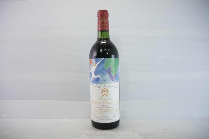 Chateau Mouton Rothschild 1982 *