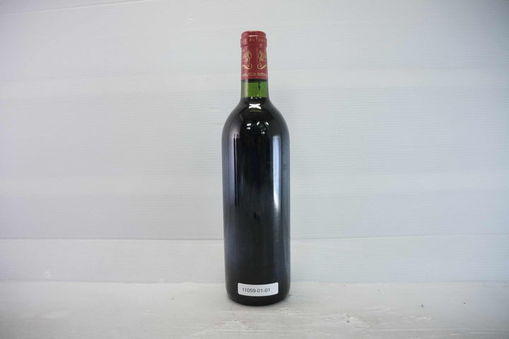 Chateau Mouton Rothschild 1982 *