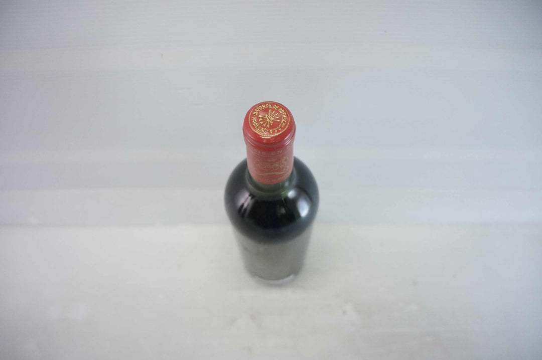 Chateau Mouton Rothschild 1982 *
