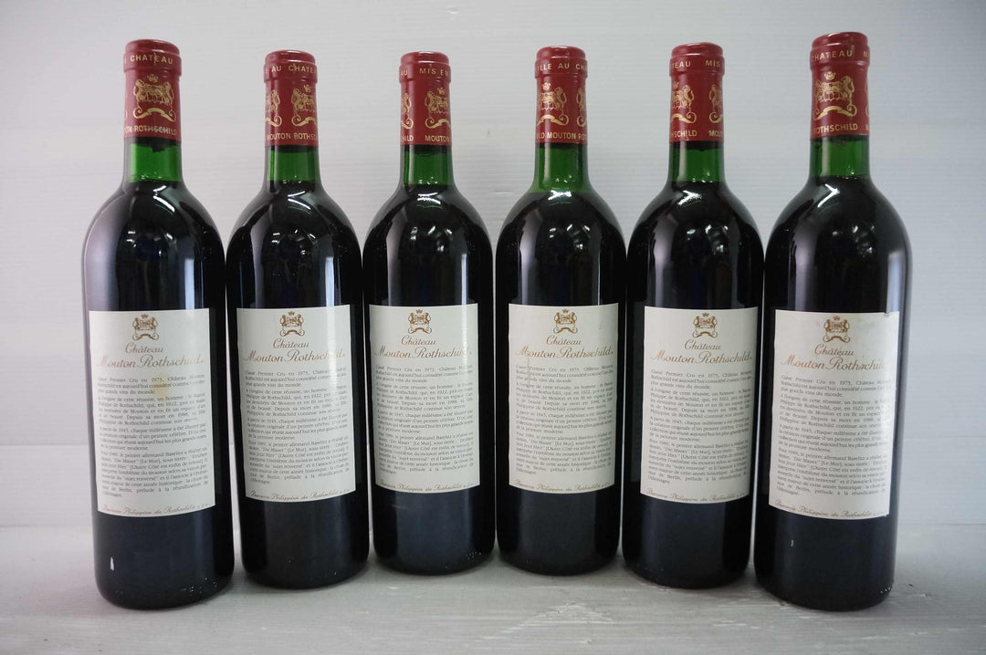Chateau Mouton Rothschild OWC 1989 *