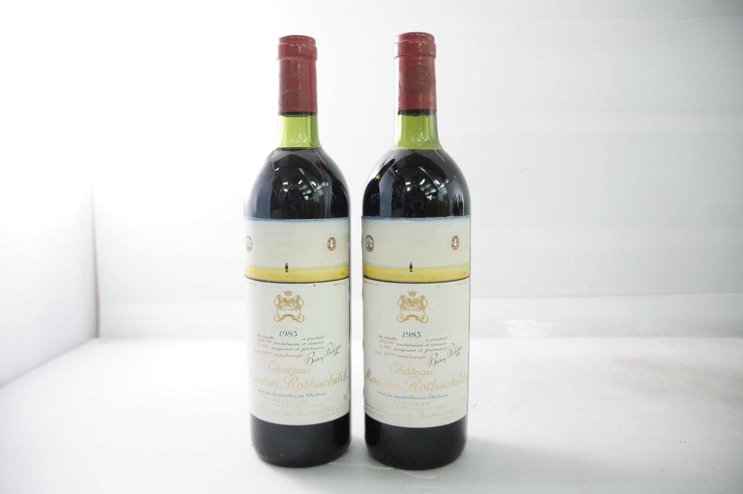 Chateau Mouton Rothschild 1983 *