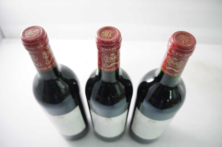 Chateau Mouton Rothschild 1993 *
