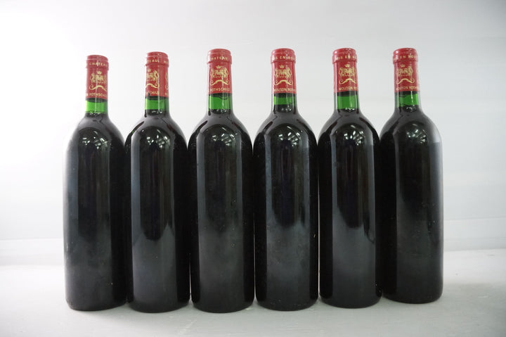 Chateau Mouton Rothschild OWC 1986 *