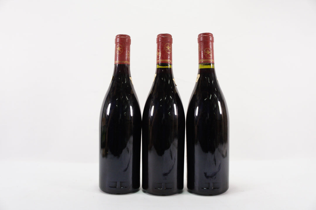 Clos des Papes Chateauneuf du Pape 1990 *