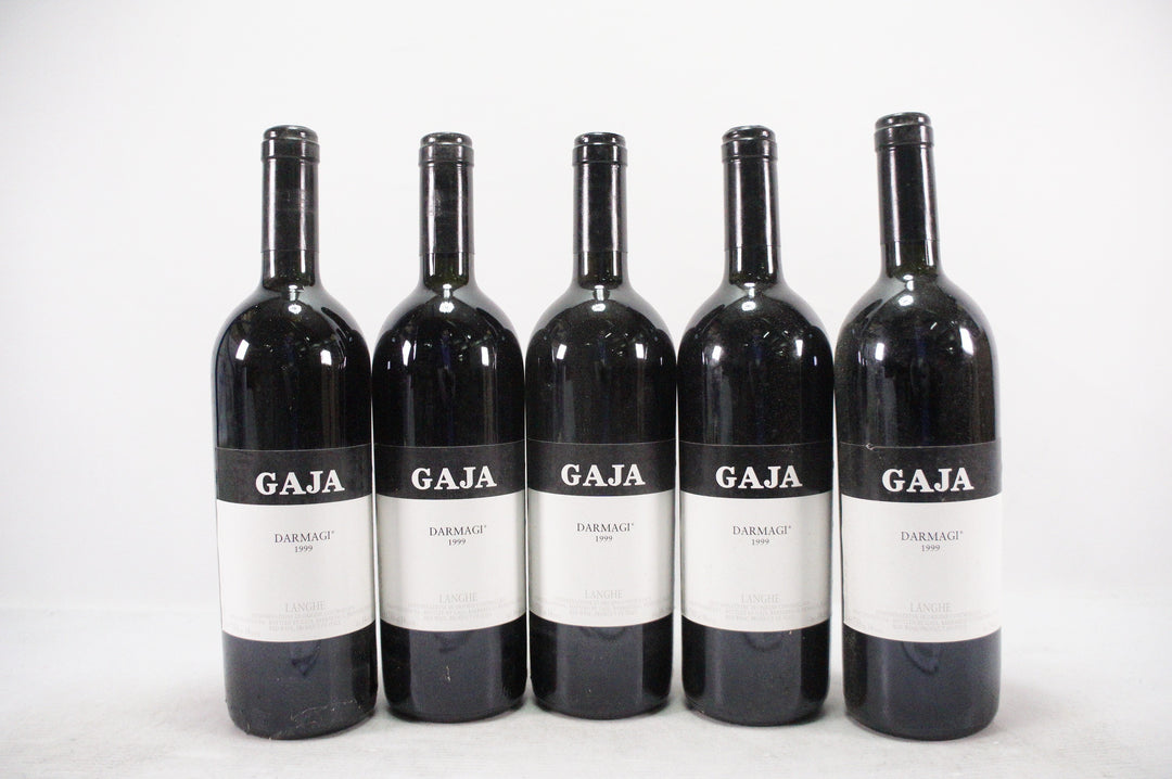 Gaja Darmagi 1999