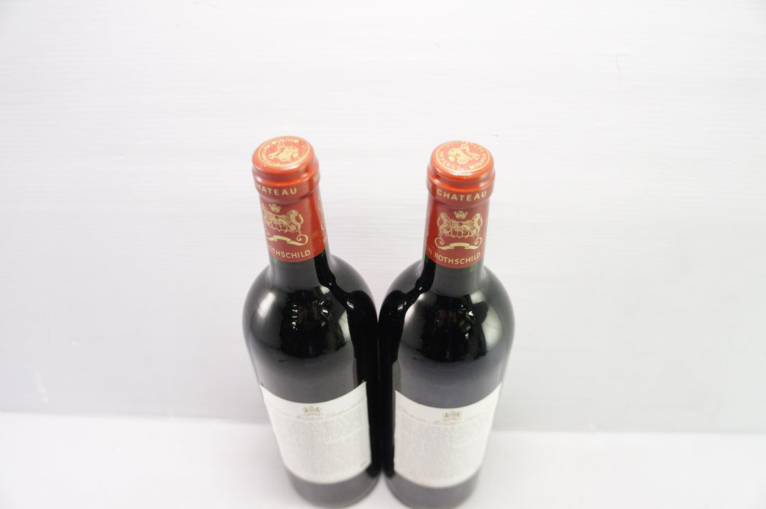 Chateau Mouton Rothschild 1995 *