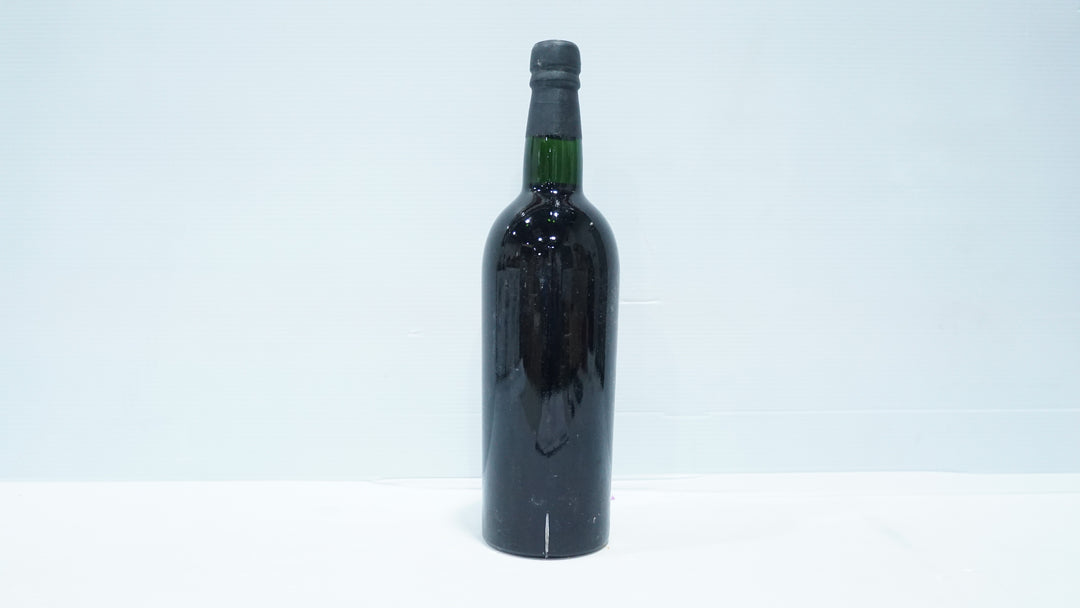 Taylor's Fladgate Vintage Port 1955 *
