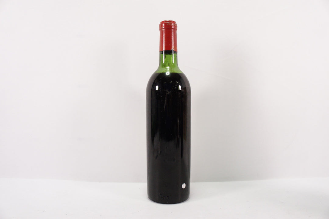 Chateau Mouton Rothschild 1970 *