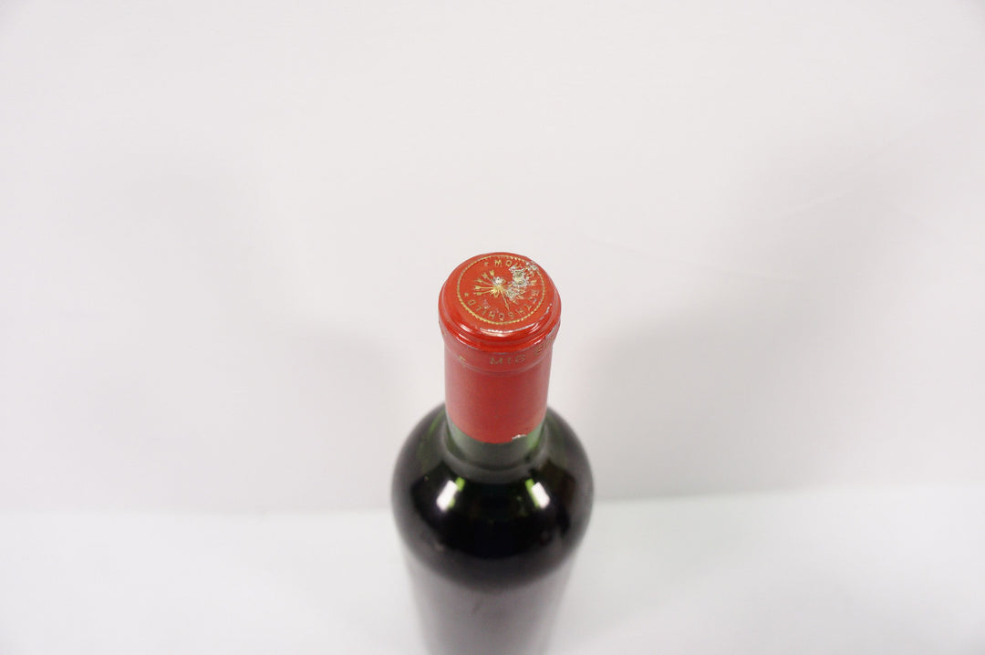 Chateau Mouton Rothschild 1970 *